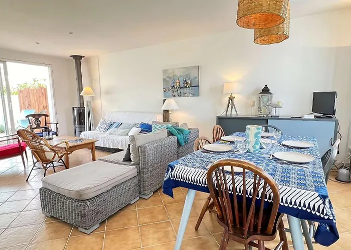 Proche De La Cible, Familiale Avec Annexe, Jardin Et Parking Saint-Martin-de-Ré