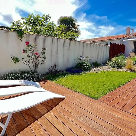 Proche De La Cible, Familiale Avec Annexe, Jardin Et Parking *